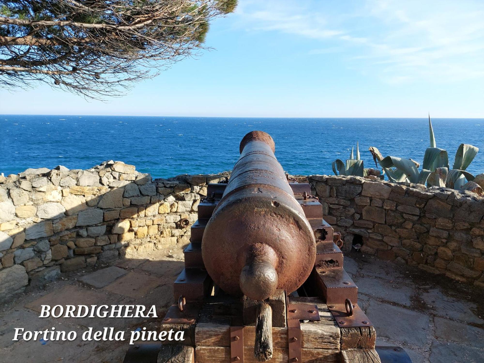 Emozioni Casa Vista Mare Бордигера Экстерьер фото
